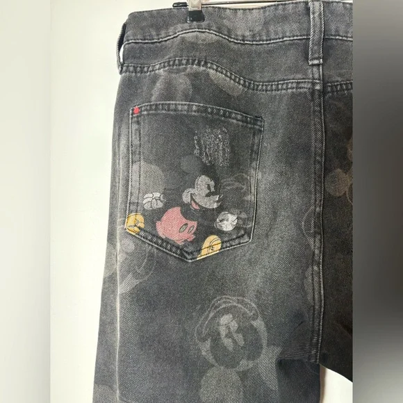 Desigual Women's Black Mickey Mouse Print Jeans Straight Leg Raw Hem SZ 34
